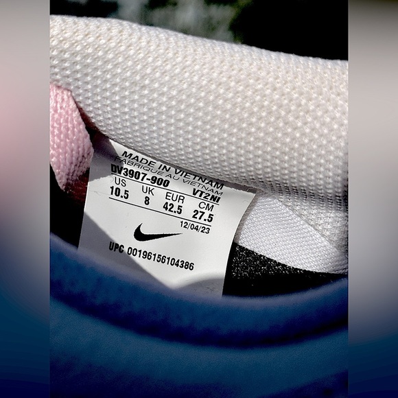 Nike — White x Pink Customized Air Force 1s - Picture 7 of 7